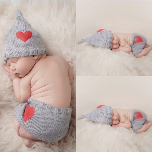 Dojčenský set čiapky a kraťasy