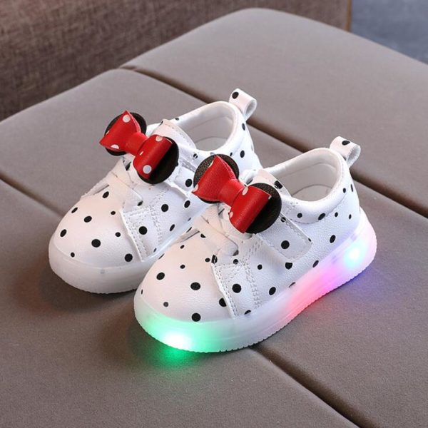 Detské neformálne topánky s LED svetielkami - Bila, 21